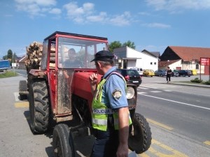 Photo PU_PS/slike-vijesti/2016 godina/akcija traktori/naslovna.jpg